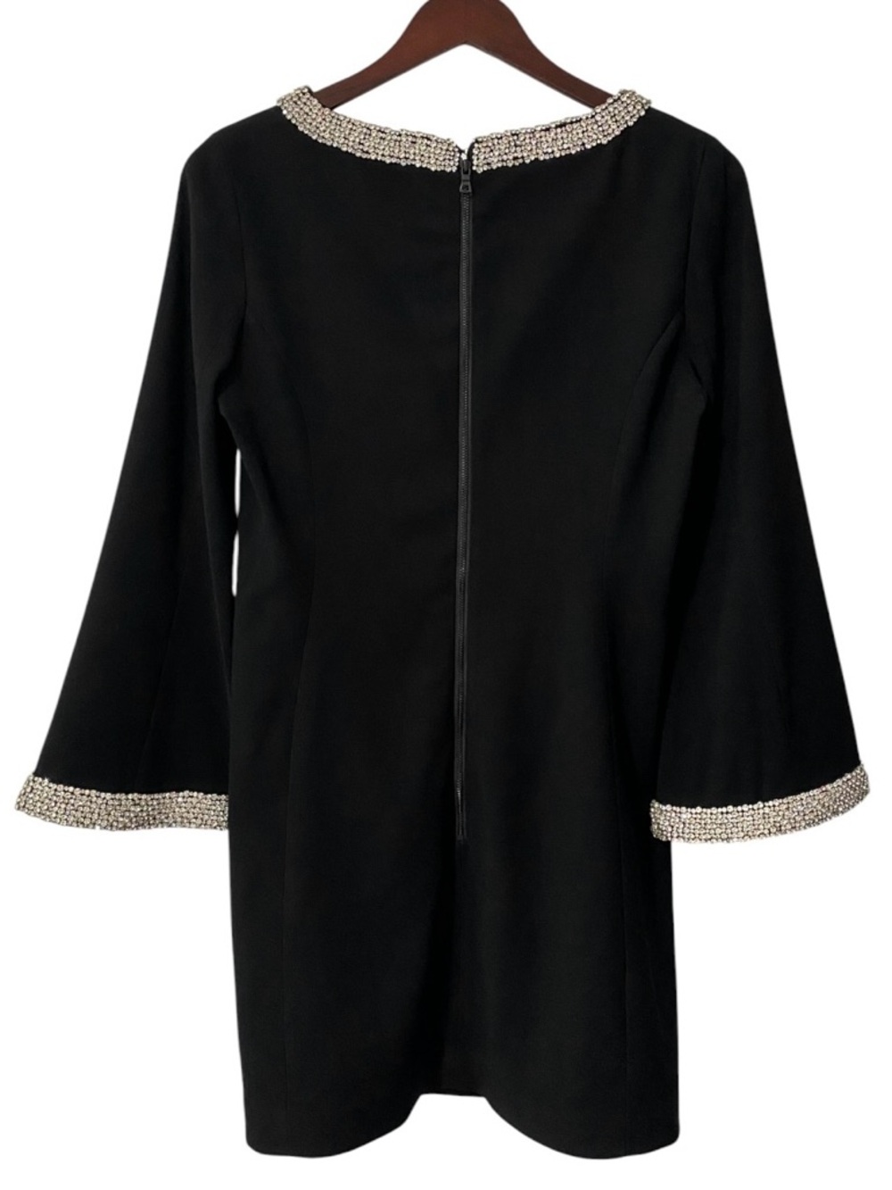 NWT Alice + Olivia Mailynn Rhinestone Embellished Bell Sleeve Dress Size 6 - Picture 8 of 10